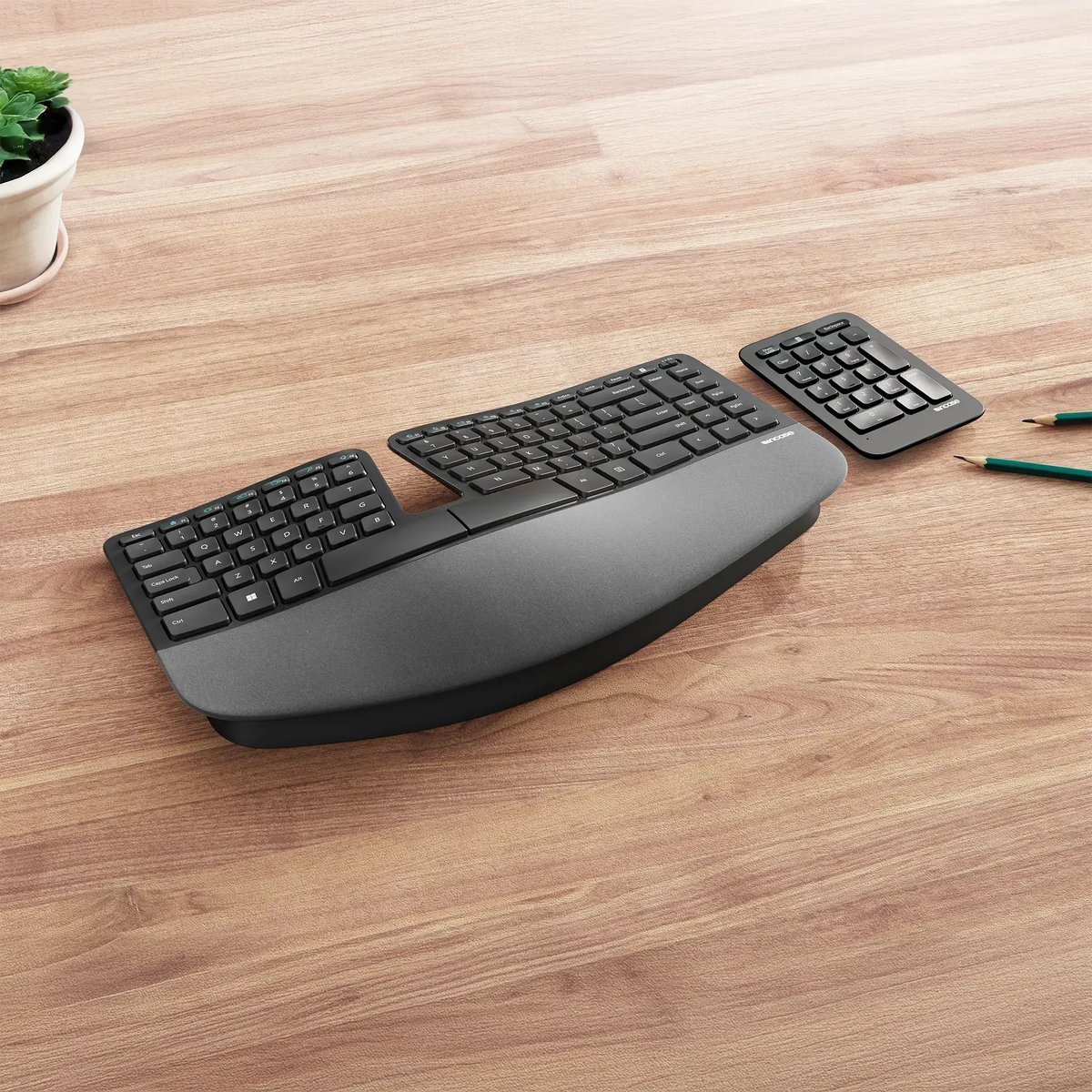 Incase Sculpt Ergonomic Keyboard, product photo 2 of 3