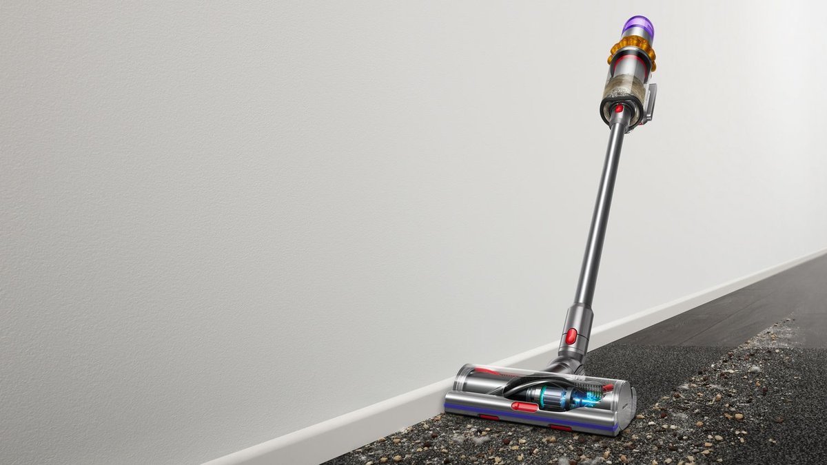 Dyson V15 Detect, product photo 1 of 3